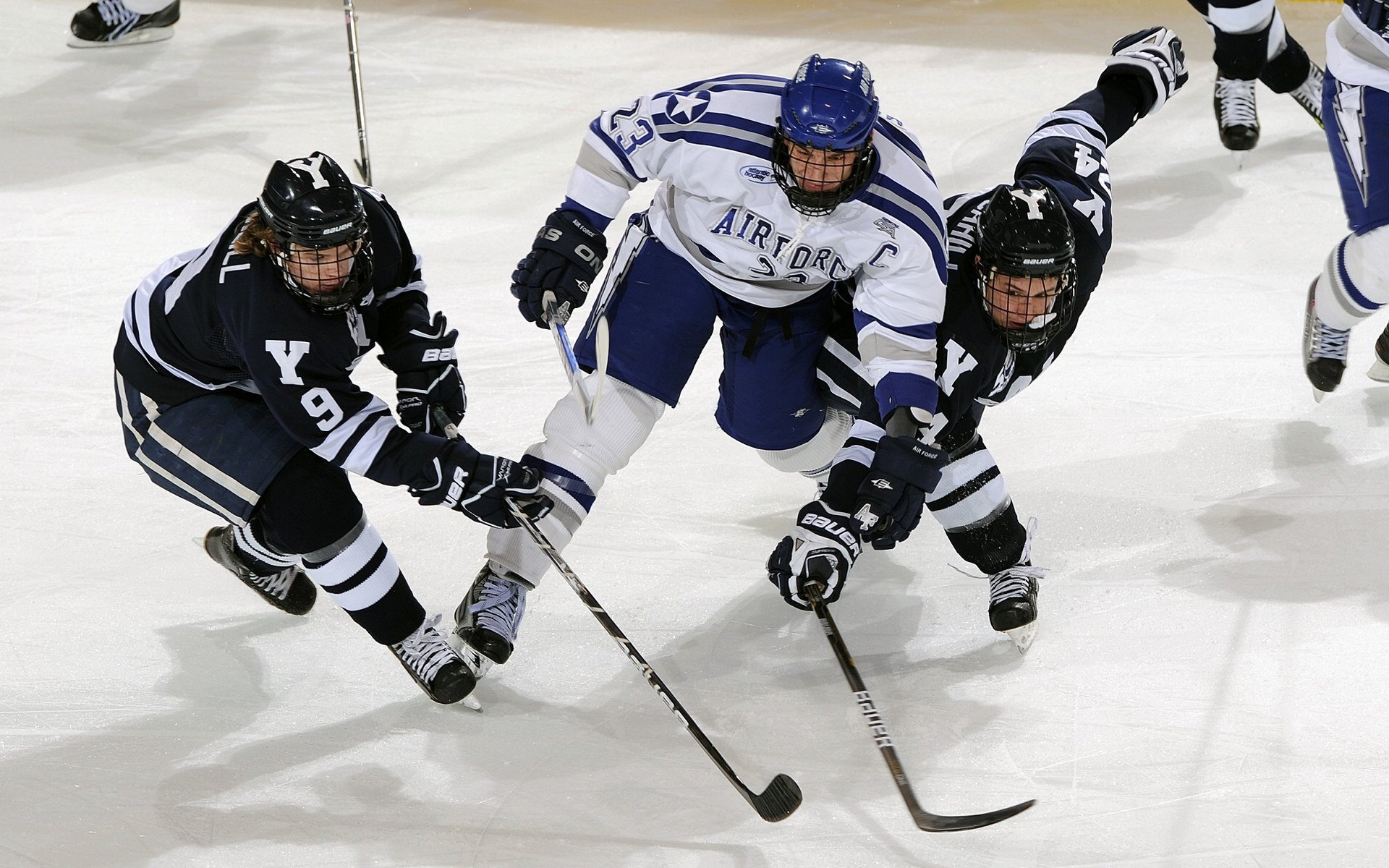 LOL中单对线博弈精彩程度不输打团场面,上单博弈